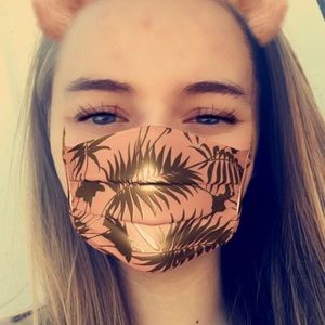 Meet your Posher, Antoinette